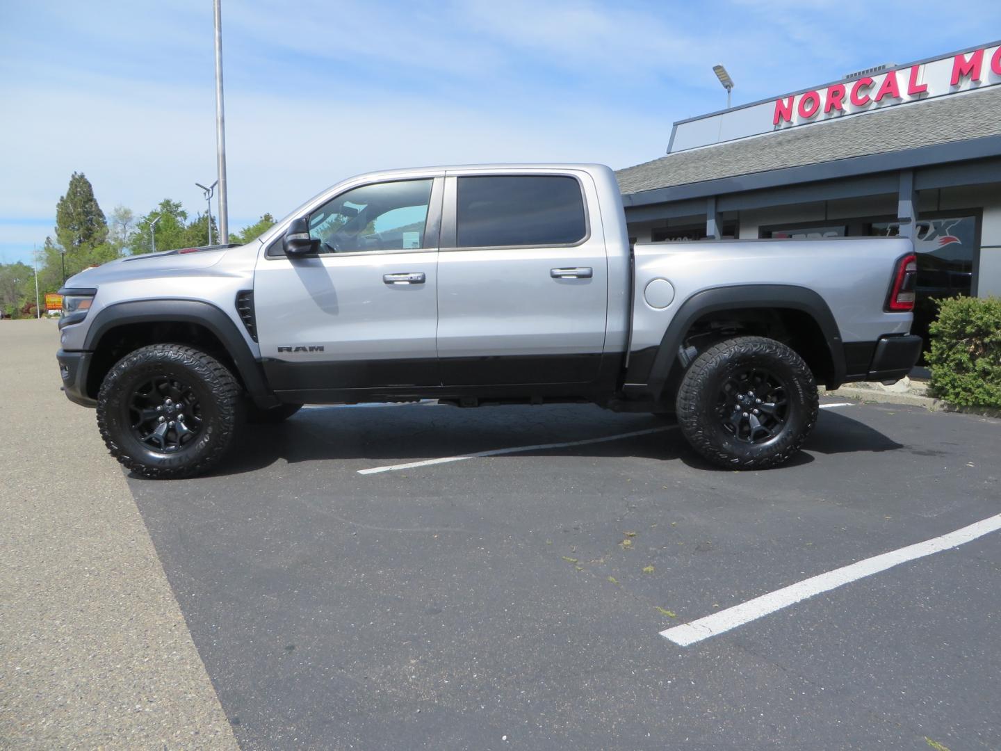 2021 SILVER /BLACK RAM 1500 TRX Crew Cab SB 4WD (1C6SRFU90MN) with an 6.2L V8 OHV 16V engine, 8A transmission, located at 2630 Grass Valley Highway, Auburn, CA, 95603, (530) 508-5100, 38.937893, -121.095482 - Photo#7